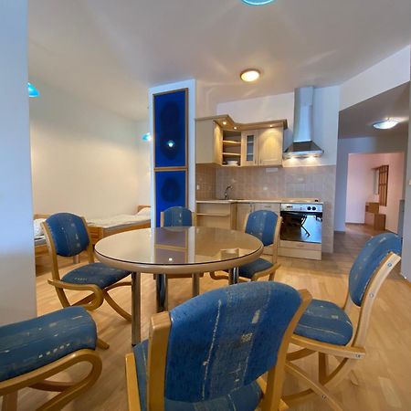 Apartman Majak U Zermanicke Prehrady Pitrov ภายนอก รูปภาพ