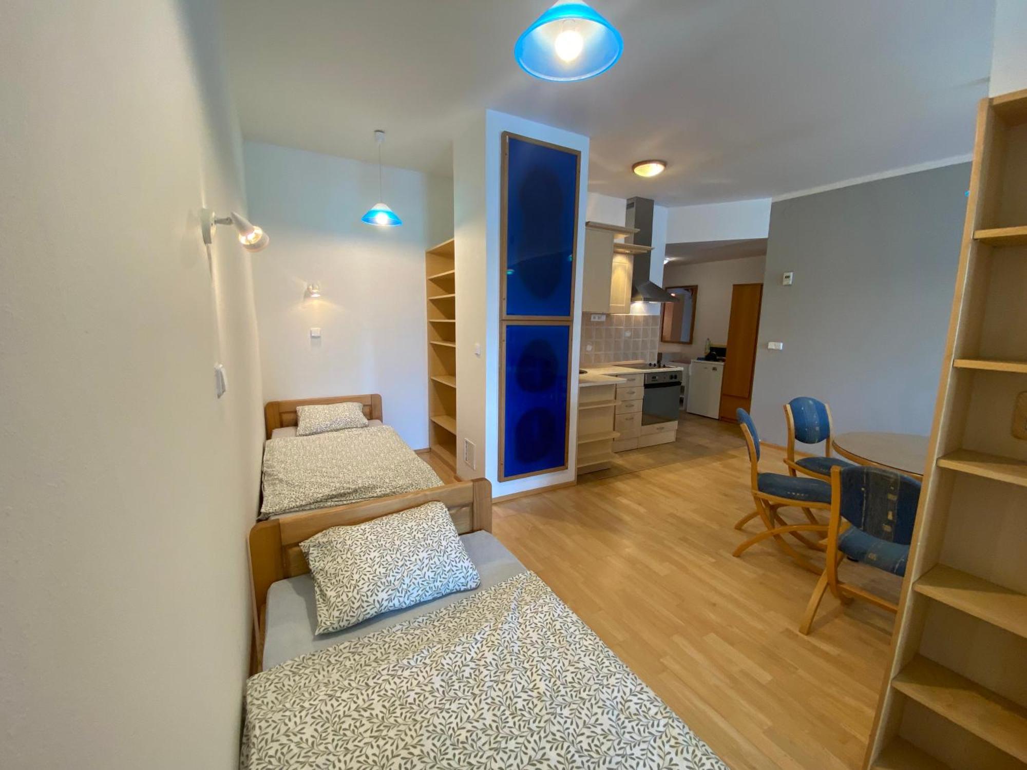 Apartman Majak U Zermanicke Prehrady Pitrov ภายนอก รูปภาพ