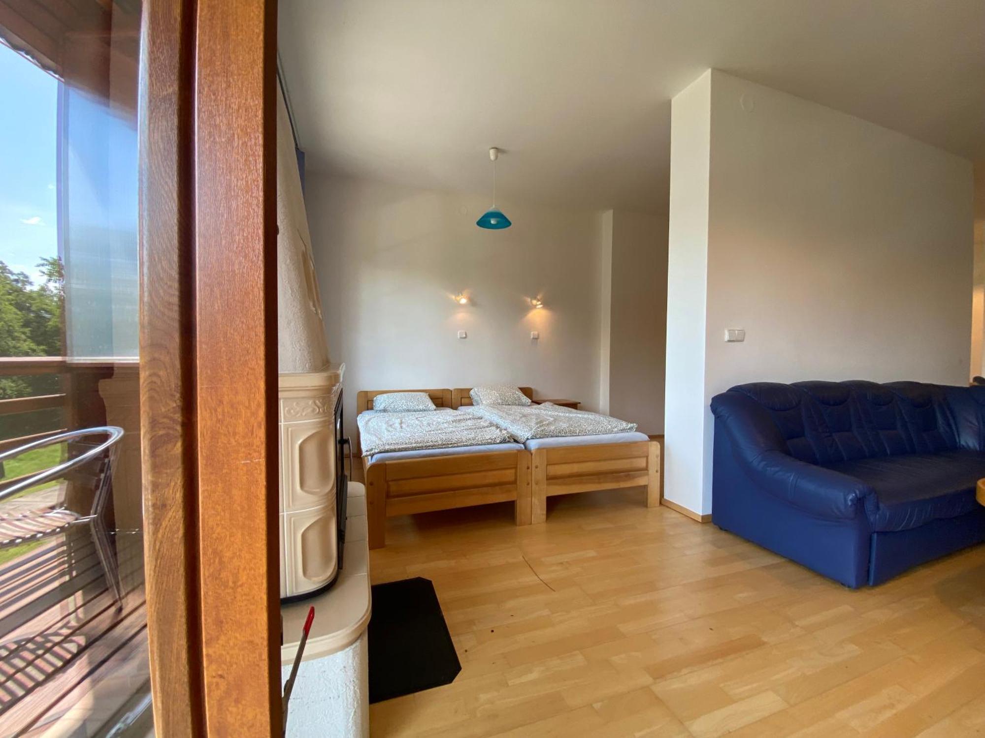 Apartman Majak U Zermanicke Prehrady Pitrov ภายนอก รูปภาพ